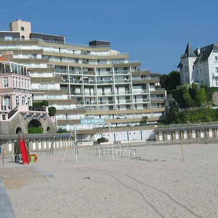 Studio, Balcon Et Acces Direct Page
