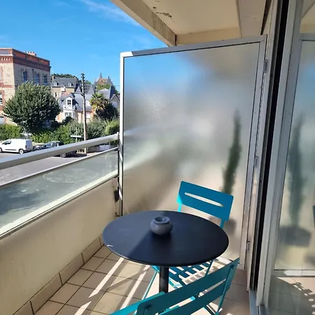 Apartment Studio, Balcon Et Acces Direct Page